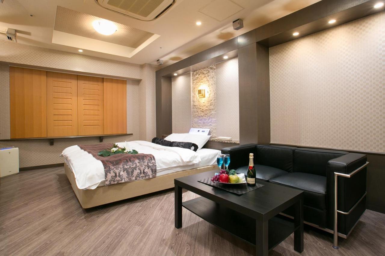Hotel Axis -アクシス- (Adults Only) Osaka Exterior foto